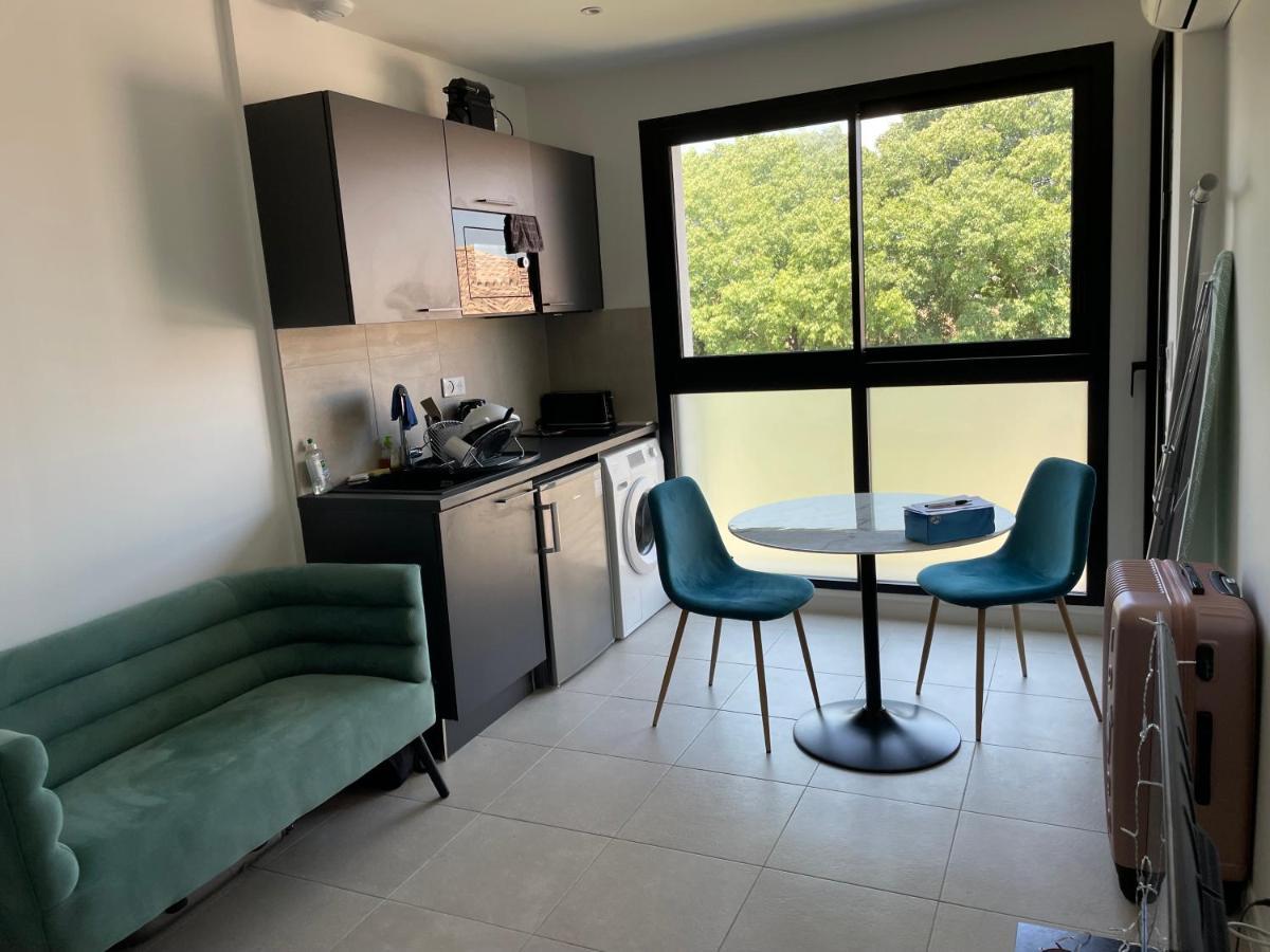 Studio Balcon, Centre Ville, Parc Expo, Arena Perols Luaran gambar